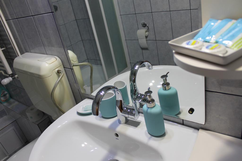 News Apartment บูคาเรสต์ ภายนอก รูปภาพ